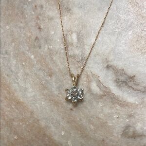 Elegant 10k Gold Chain with floral crystal pendant